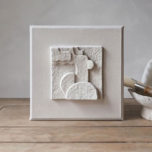 Scultura geometrica / Corpo astratto / Decorazione da parete / Decorazione da parete / Scultura in cartapesta / Arte moderna / Gesso / Arte da parete / NEUE 029
