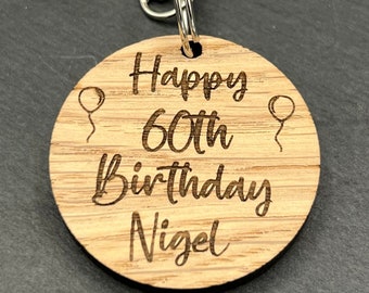 Chaveiro personalizado de 60º aniversário - Presente de 60º aniversário - Lembrança de aniversário - Chaveiro - Presente de 60º aniversário - Chaveiro de madeira - Chaveiro personalizado