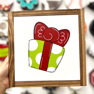 Christmas Gift Present Attachment | Interchangeable Sign | Interchangeable Door Hanger