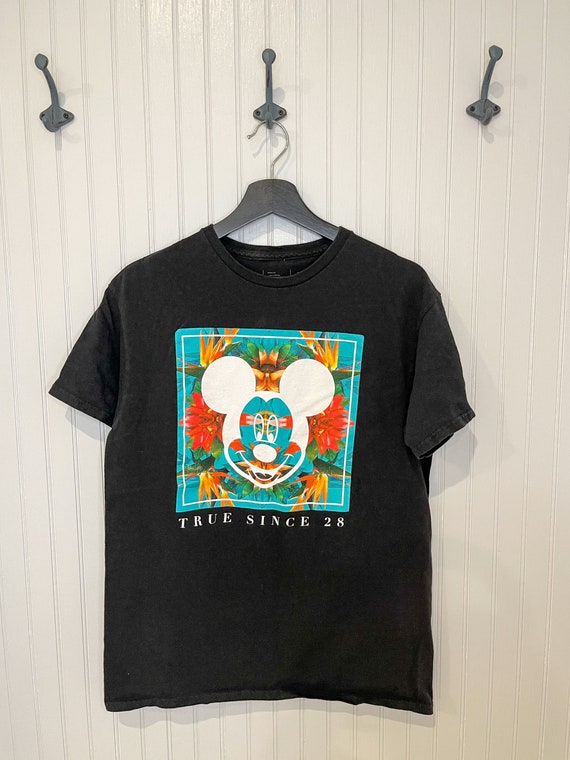 Disney x neff shirt - Gem