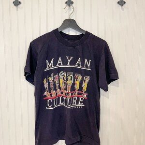 Small vintage Mayan souvenir Acapulco tourist tee shirt