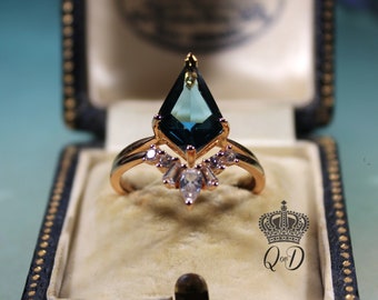 3CT Art Deco Vintage Emerald / Blue Garnet Ring/ Victorian Emerald Ring/ Promise Ring/ Victorian Ring/ Vintage Ring/ Gift For Her