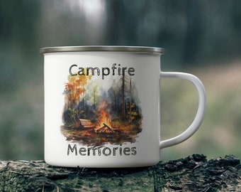 Taza esmaltada con temática de fogata otoñal: todoterreno vintage, cabaña de troncos, tienda de campaña en el lago