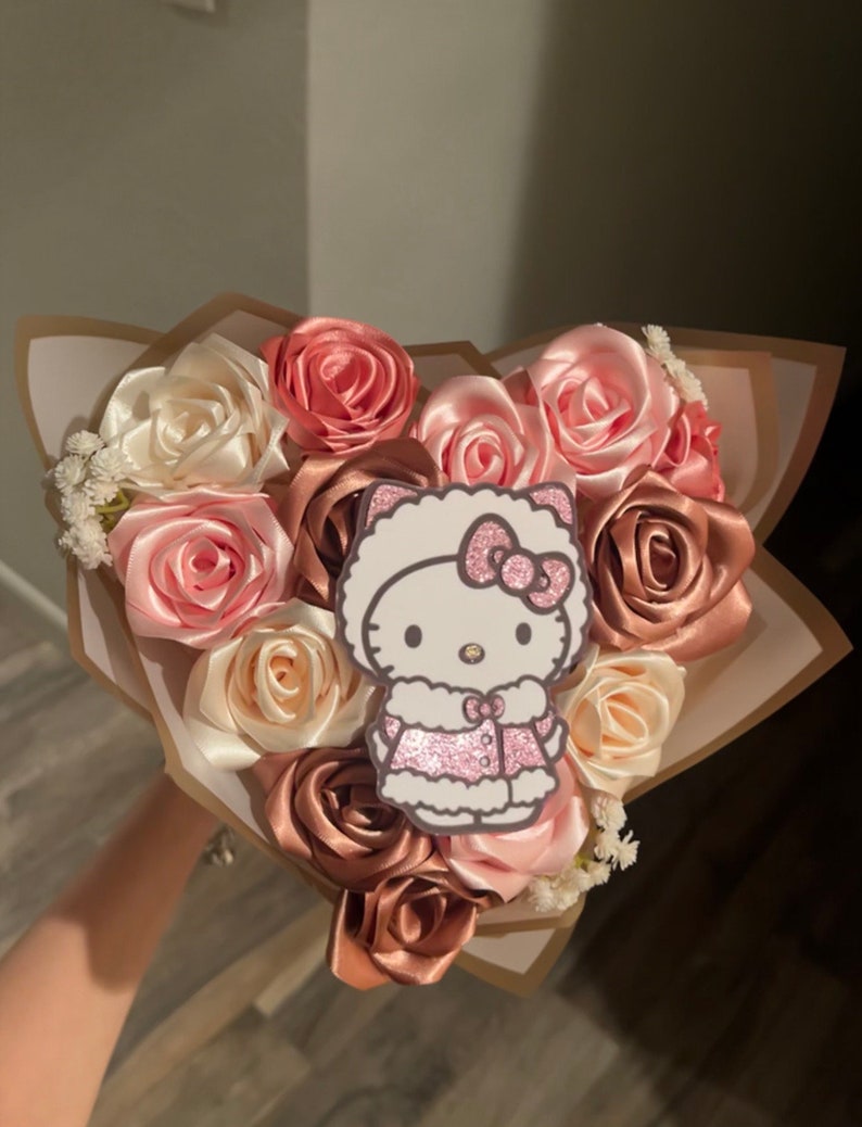 Hello Kitty Ramo Buchon Heart Shaped - Etsy UK