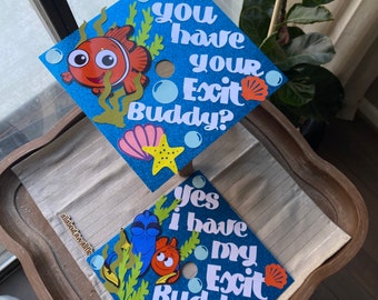 110 Nemo graduation topper, dory graduation cap, exit buddies graduation cap, best friends graduation caps, best friends grad topper