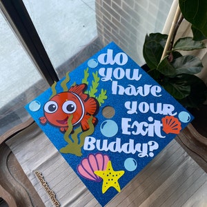 110 Nemo graduation topper, dory graduation cap, exit buddies graduation cap, best friends graduation caps, best friends grad topper image 3