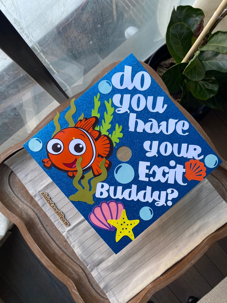 110 Nemo graduation topper, dory graduation cap, exit buddies graduation cap, best friends graduation caps, best friends grad topper image 2