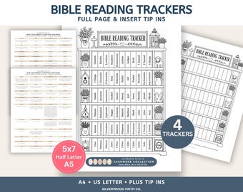 Könnte beinhalten: Eine Sammlung von Bibellese-Trackern mit einem Bücherregal-Design, beschrifteten Buchrücken, dekorativen Elementen und Texten wie BIBLE READING TRACKER, 4 TRACKERS und 5x7 Half Letter A5.