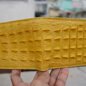 Cartera de piel de asta de caimán amarilla hecha a mano para hombre, billetera plegable de gran capacidad, billetera personalizada para hombre, regalo de aniversario para él, billetera para hombre