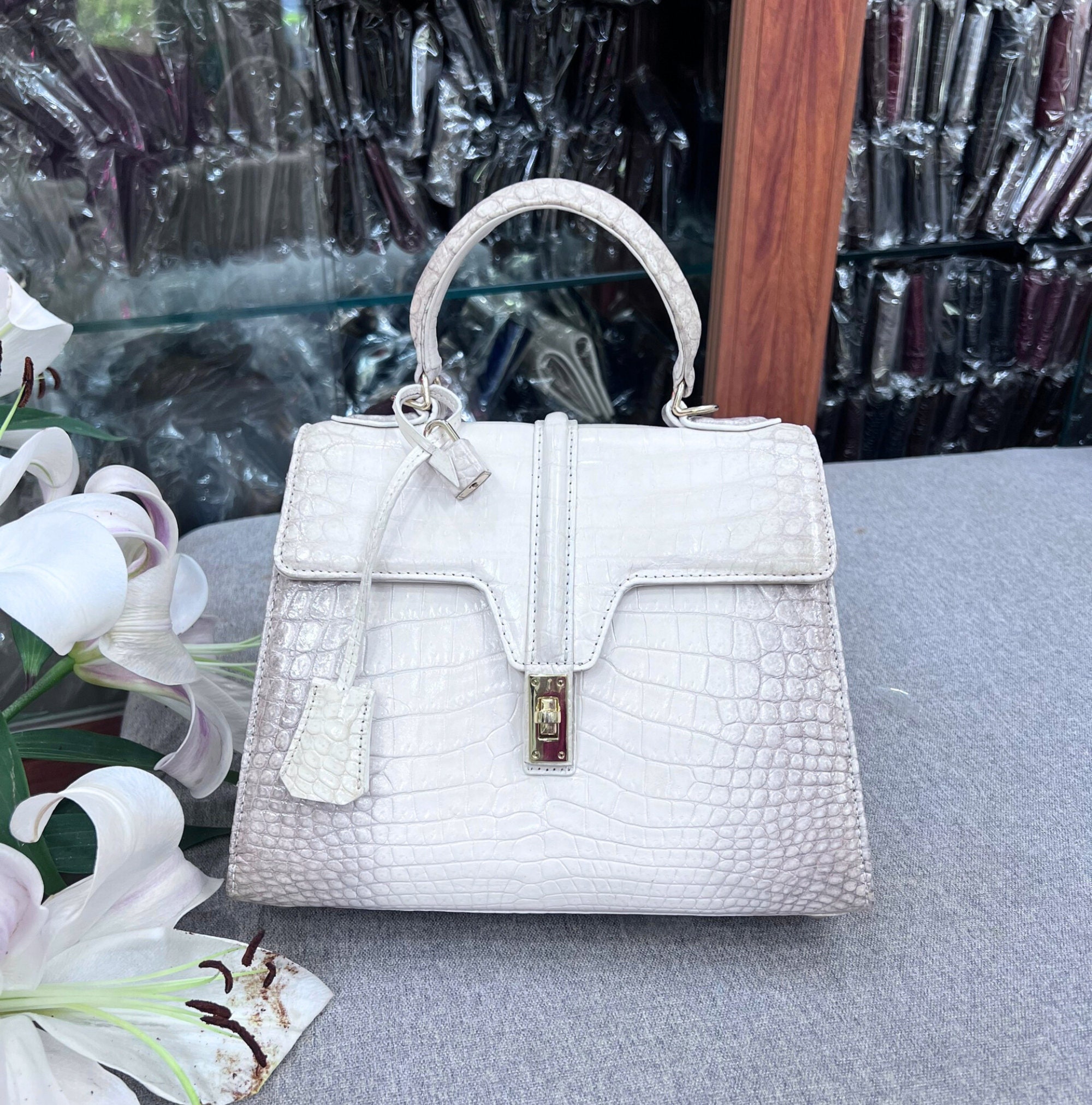 2015 Trending New Product Wholesale Price Ladies Brand Bags Genuine  Crocodile Skin Leather Handbags Made in China - China Crocodile Skin Bags  and Brand Bags price