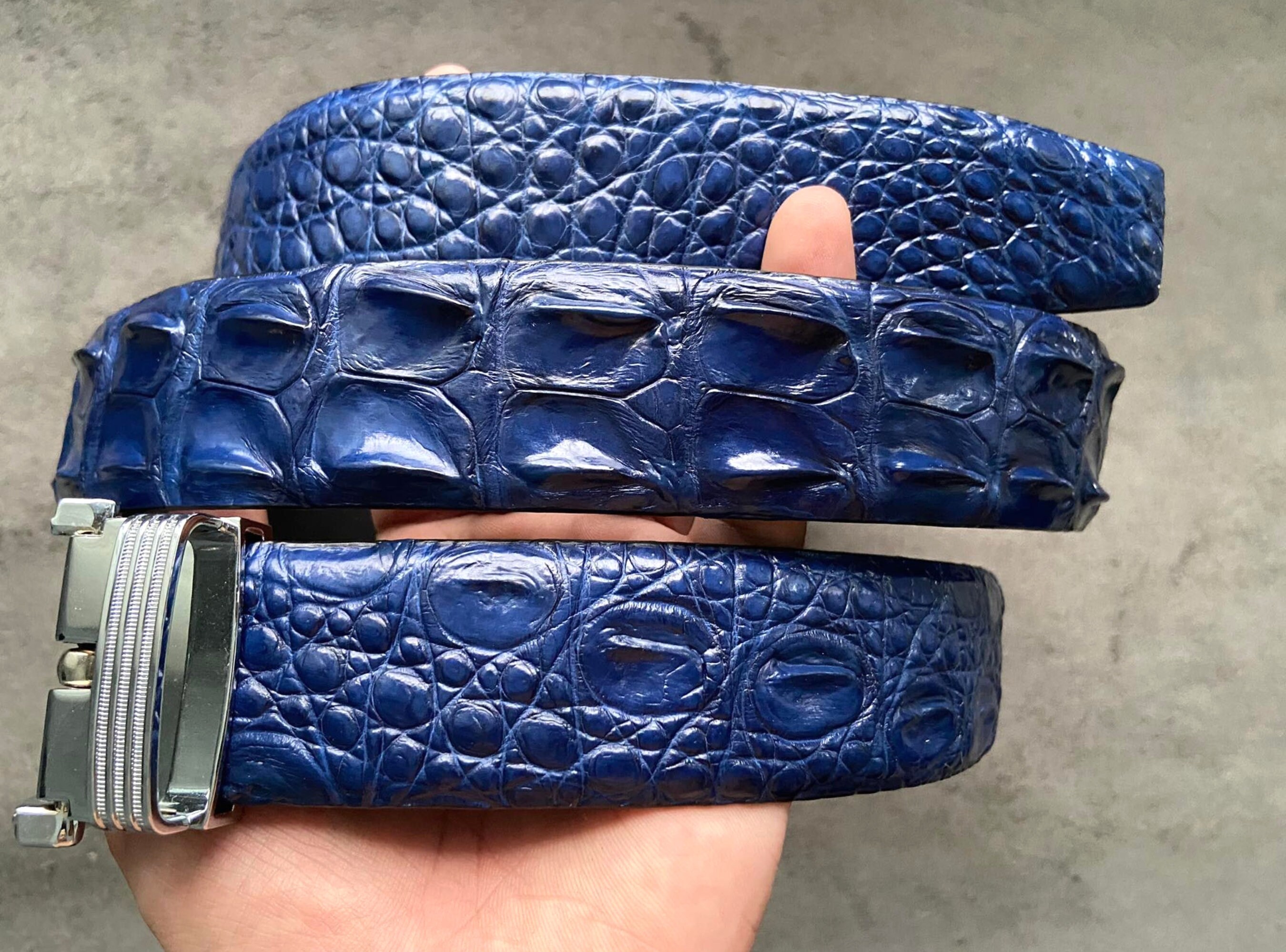 マメクロゴウチ　レザーベルト　ブルー Mame Kurogouchi(マメ)の通販 - Seltie セルティ