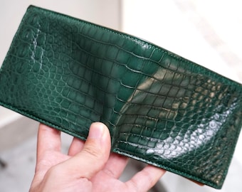 Cartera plegable delgada de piel de caimán auténtica verde para hombre, personalizada, de primera calidad.