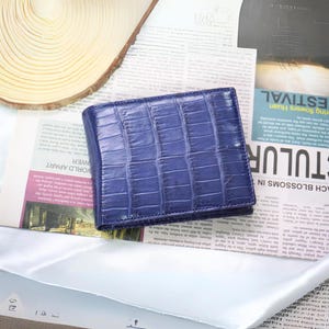 Portefeuille double face en cuir d'alligator bleu marine avec pochette pour carte d'identité / Portefeuille personnalisé pour homme / Cadeau d'anniversaire pour lui / Portefeuille pour homme