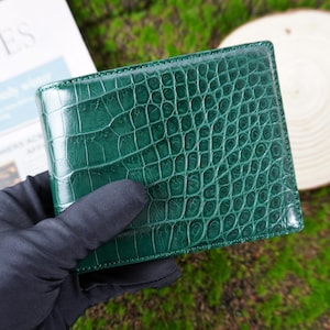 Cartera plegable de piel de cocodrilo verde de doble cara/cartera personalizada para hombre/regalo de aniversario para él/cartera para hombre/cartera personalizada