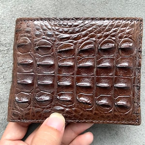 Cartera plegable de piel de cocodrilo auténtica marrón para hombre/Regalo para él/Cartera de lujo para hombre
