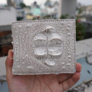 Cartera plegable para hombre de piel de asta de cocodrilo auténtica blanca con solapa para identificación/cartera personalizada/cartera exótica de primera calidad para hombre