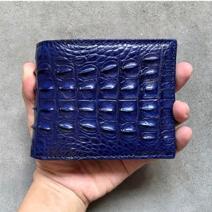 Cartera de cuero de cocodrilo azul marino / Cartera personalizada para hombres / Regalo de aniversario para él / Cartera para hombres / Cartera personalizada / Regalo para papá