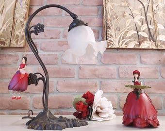 Lampe De Table En Laiton Massif – Femme Violoniste Avec Abat-jour En Verre