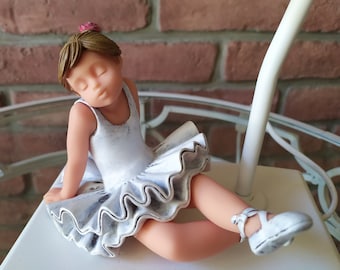 Porcelain Ballerina Table Lamp: Ballet Studio Decor