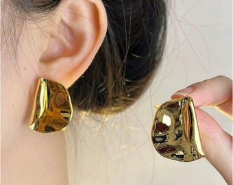 Gold Folded Statement Earrings, Modern Vintage Sculptural Studs, Chunky Gold Earrings for Women, Abstract Bold Earrings Gift