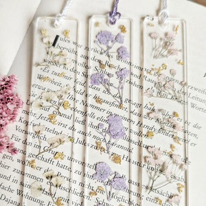 Marque-page en résine époxy avec fleurs pressées et séchées, plantes en papier doré, cadeau de lecture, cadeau spécial pour petite amie
