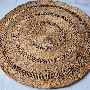Handmade Braided Jute Round Rug: Bohemian Moroccan Style
