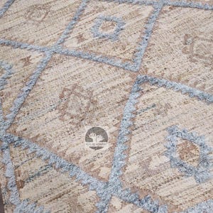 Tappeto Dhurrie in juta fatto a mano: tappeto marocchino floreale (5 x 8 piedi)