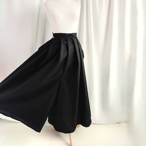 Japanese wide pants hakama style