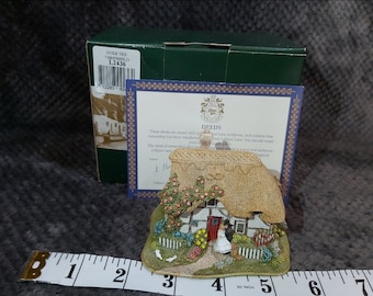 Lilliput Lane OVER THE THRESHOLD 2001 Very #Rare *Combine postage*