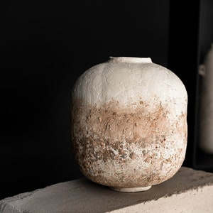 Handmade Beige Ceramic Vase: Textured Stoneware Decor