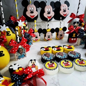Mickey Custom Treats