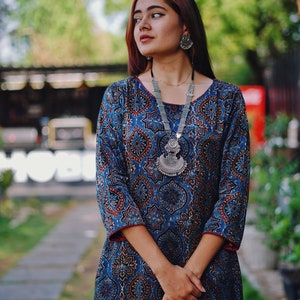 Ajrakh Grace Top - Maroon