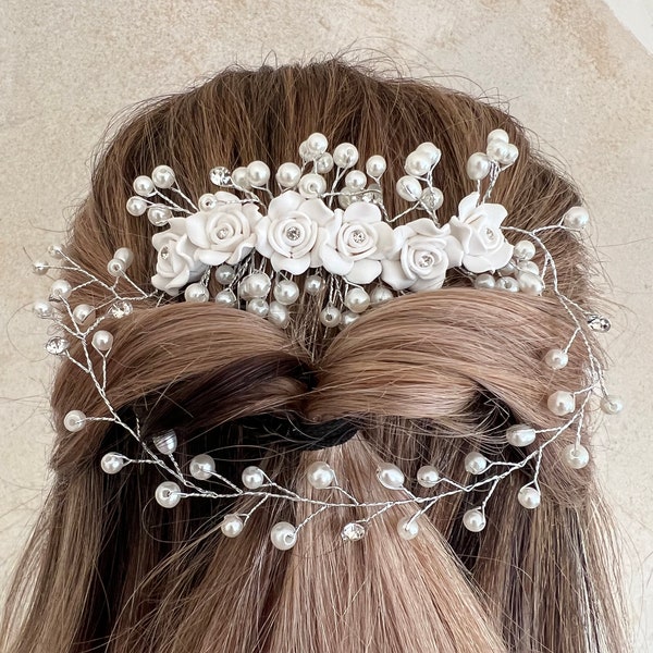 Braut Haarschmuck, Hochzeit Brautschmuck, Haare Blumen Silber Haarkamm, Braut Perlen Haarteil weiß, klassisch Blüten Haargesteck Kopfschmuck