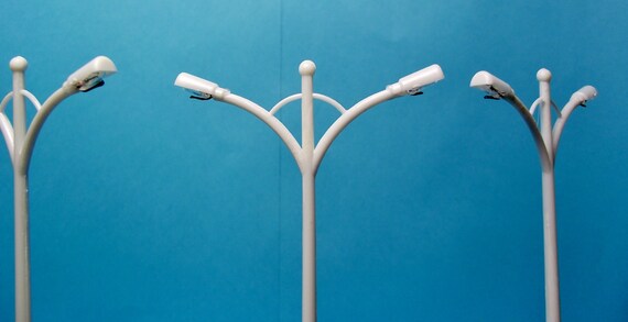 thumbnail image 2 of 10pcs HO Scale (1:87) Warm White LED Street Lights – Two-LEDs – For Model Railway Layouts 2 of 3