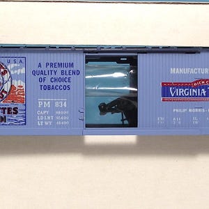 HO Gauge Train-Miniature Kit 40' Wood Sheathed Box Car Virginia Tobacco Company-F