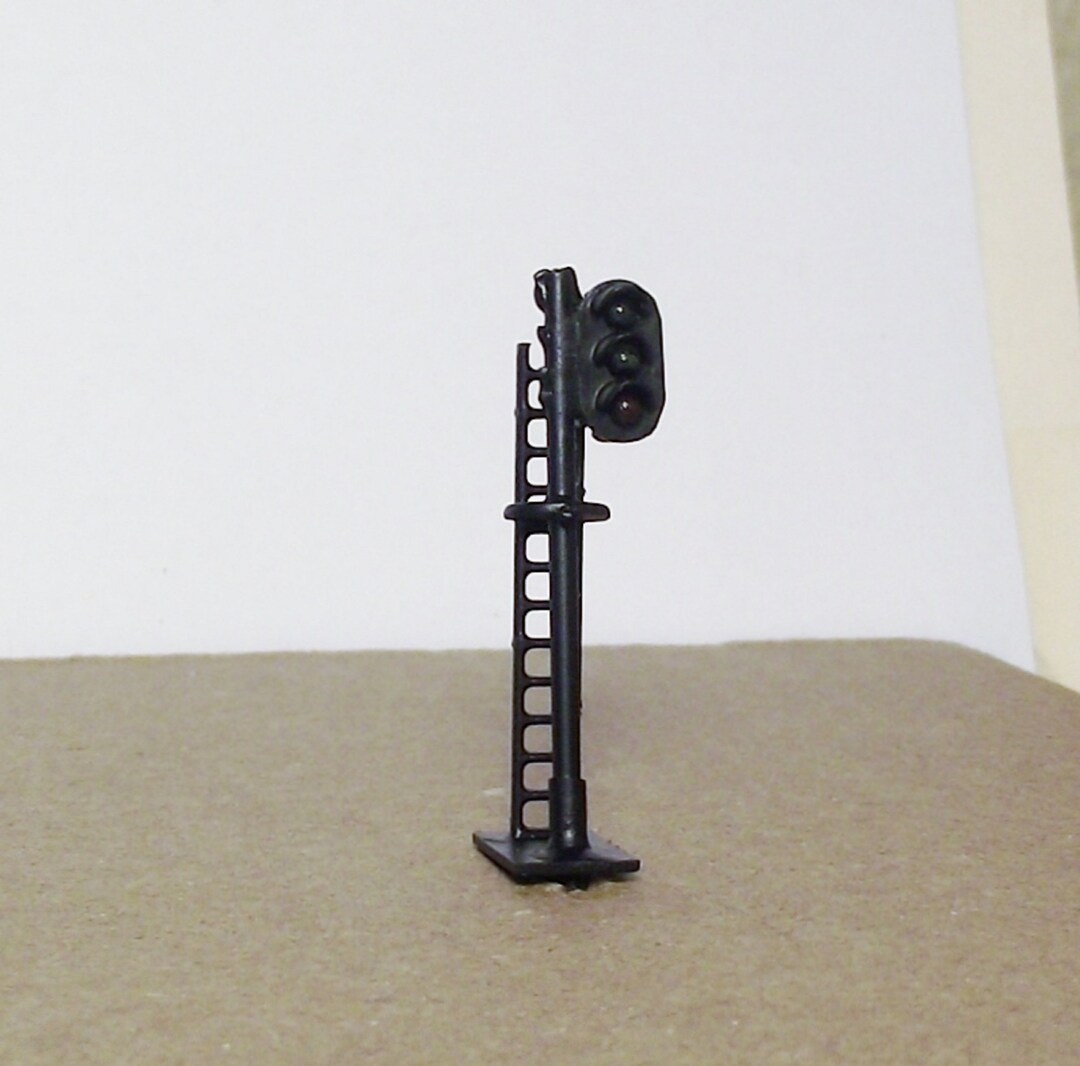 N Scale Railroad Block Signals Manual Operating 3 Color Block Signals W