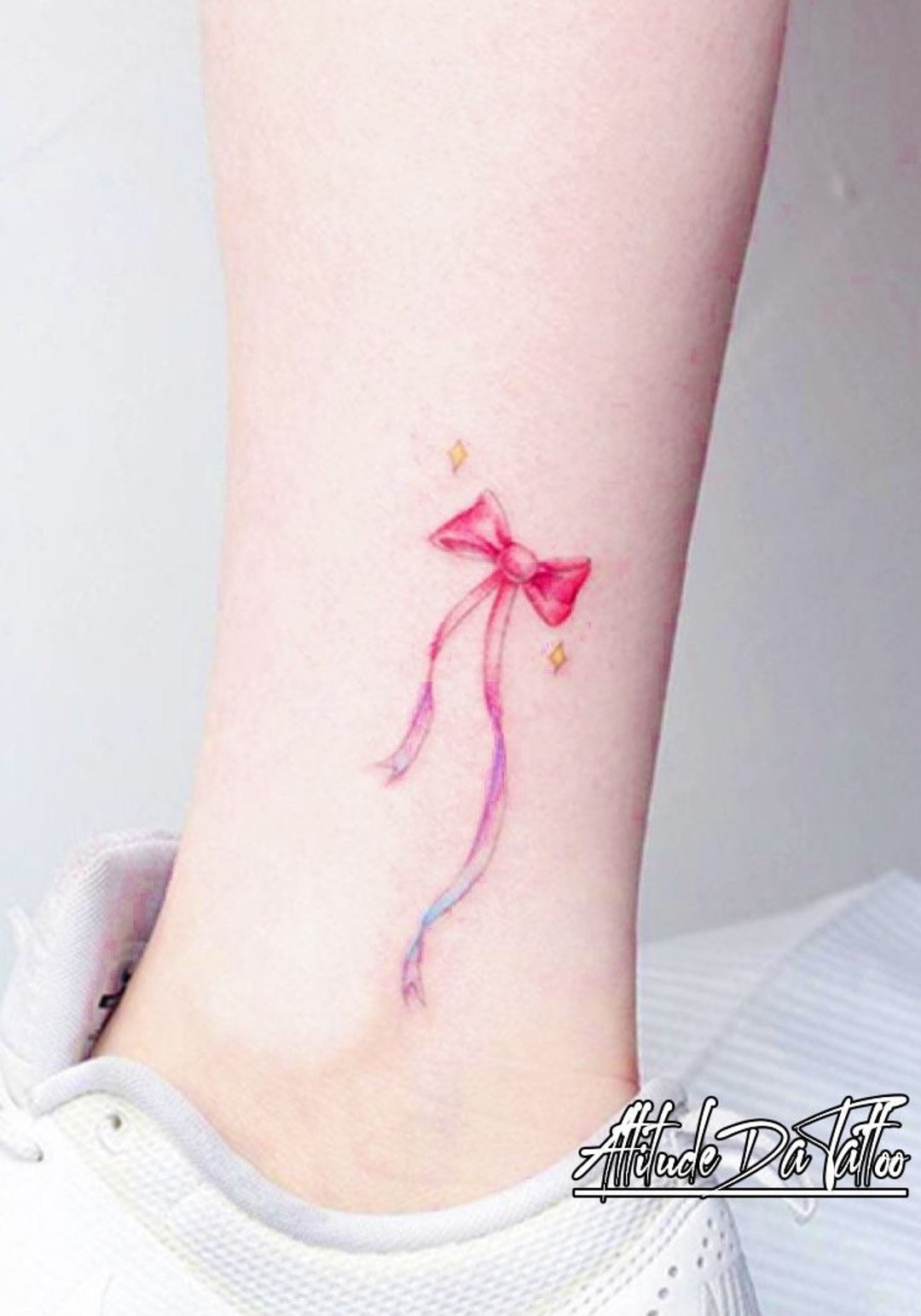 Pink Bow Tie Temporary Tattoo Set (2 tattoos) – TattooIcon