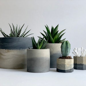 Concrete plant pot, concrete planter, minimalist succulent pot, cactus pot, handmade pot, concrete, gift, cactus planter, new home