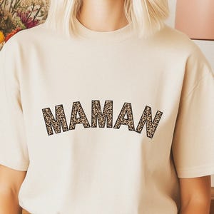 Mother's Day T-shirt - Maternity Top - Pregnancy Announcement - Mom-to-Be Sweatshirt - Gift for Mom - Gift for Grandma - Announcement for Auntie - Leopard Print