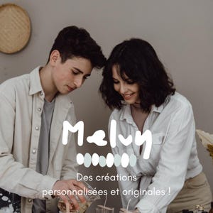 May include: Image features two people, a man and a woman, working together. The word "Maluy" is written in white, stylized font. Below the word are seven light blue dots. The text "Des cr&eacute;ations personnalis&eacute;es et originales !" is written below the dots.