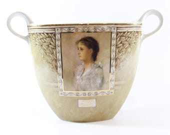 Goebel Artis Orbis / Gustav Klimt / Limited Edition Two Handled Vase / 0988 of 3000