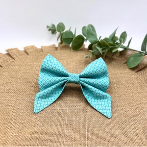 Abstract Blue Spring Dog Bow Tie – Girly Sailor Bow Tie – Festive Dog Collar - Perfect Spring Easter Outfit Ideas - Dog Lover - Cat Lover