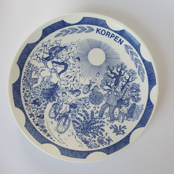 Gustavsberg vintage plate "korpen"