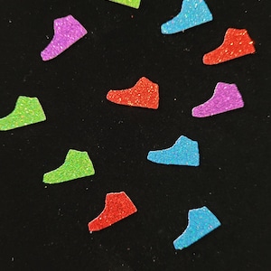 Baskets arc-en-ciel confettis air force ones Jordan or argent confettis table éparpillé anniversaire amateur de baskets baskets