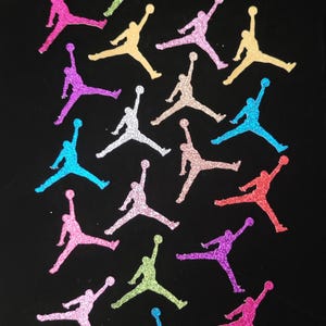 Baskets JUMPMAN CONFETTI air force ones Jordan or argent confettis table éparpillé anniversaire amateur de baskets baskets