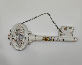 Vintage white ceramic key wall hook