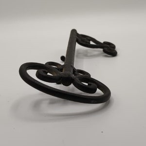 Wandschlüsselanhänger in Form eines alten schmiedeeisernen Schlüssels zur Aufbewahrung Ihrer Schlüssel Bild 3