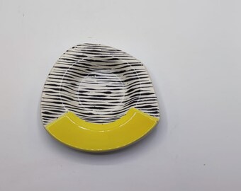 Hand painted ceramic ashtray signed &quot;GF&quot;