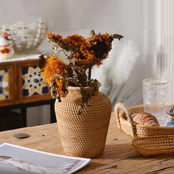 HQ Rattan Flower Vase, Woven Vase, Wicker Vase, Tabletop Decoration Plant Flower Pot, Handmade Rattan Vase, Woven Planter, Vintage Vase