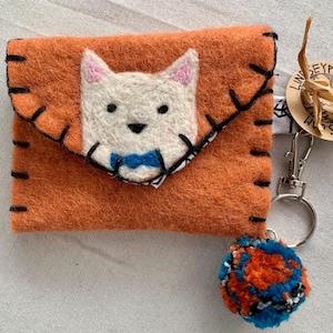Wool felted cat wallet, cats clutch, kitty, coin purse, pouch, cat lover gift, pocket, needle felted wool, handmade wallet, handmade gifts